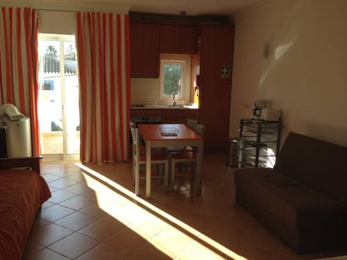 Imagen de la habitación del Apartamentos Do Mar, Cabanas de Tavira. Foto 9