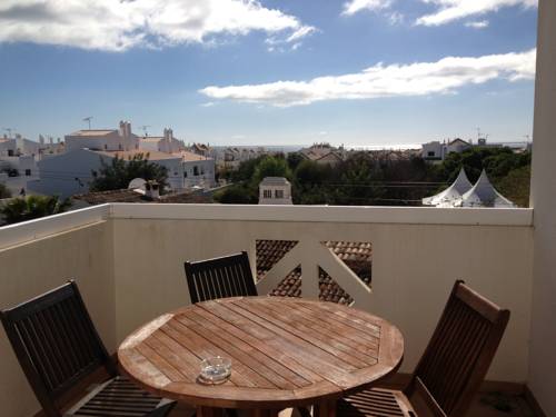 Imagen de la habitación del Apartamentos Do Mar, Cabanas de Tavira. Foto 11