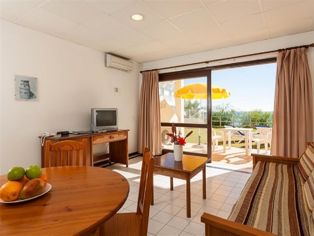 Imagen general del Apartamentos Do Parque, Albufeira. Foto 2