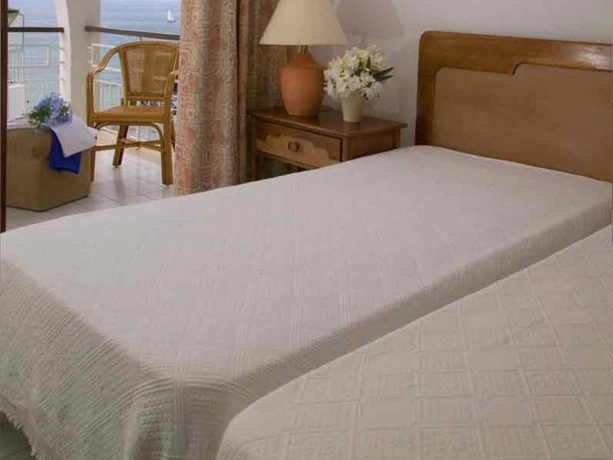 Imagen general del Apartamentos Do Parque, Albufeira. Foto 7