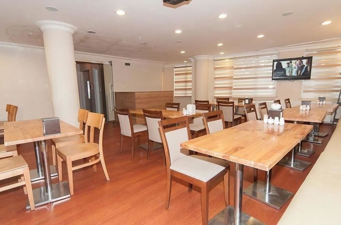 Imagen del bar/restaurante del Apartamentos Dolce Vita Apartments. Foto 3