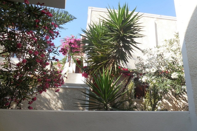 Imagen general del Apartamentos Dolphins. Foto 8