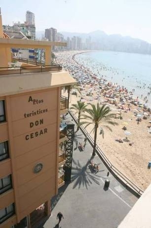 Imagen del bar/restaurante del Apartamentos Don Cesar Boutique Apartments. Foto 15