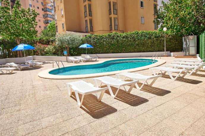 Imagen de la piscina del Apartamentos Don Gregorio, Benidorm - Playa Levante. Foto 9