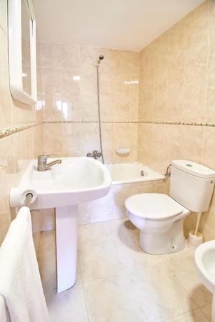 Imagen de la habitación del Apartamentos Don Gregorio, Benidorm - Playa Levante. Foto 7