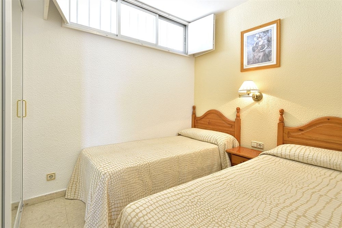 Imagen de la habitación del Apartamentos Don Gustavo. Foto 5