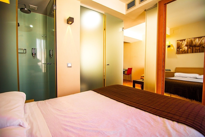 Imagen de la habitación del Apartamentos Dream Suites And Apartments Almeria Centro. Foto 8