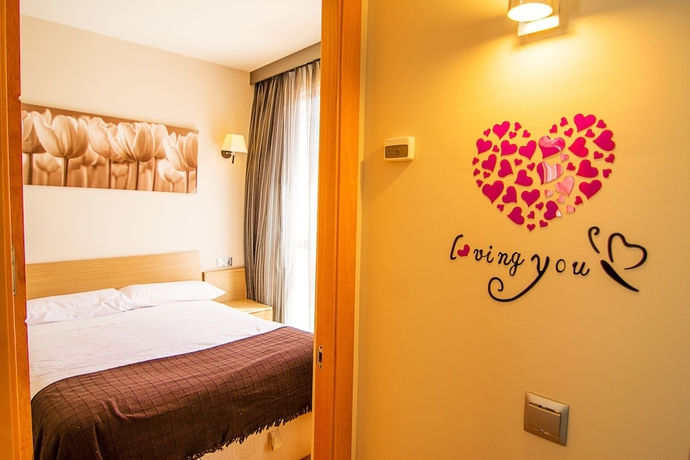 Imagen de la habitación del Apartamentos Dream Suites And Apartments Almeria Centro. Foto 15