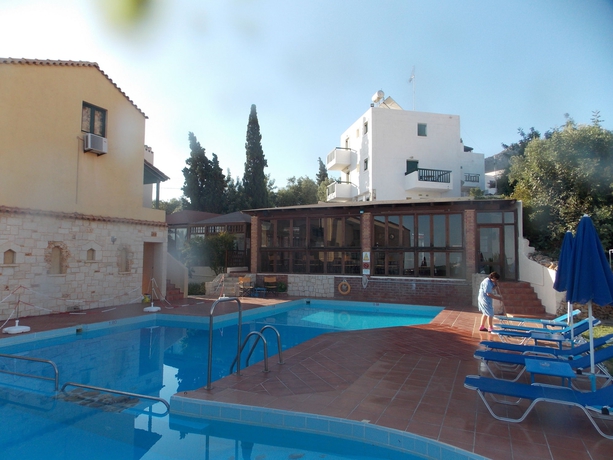 Imagen de la piscina del Apartamentos Dream Village, Hersonissos. Foto 11