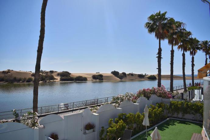 Imagen de los exteriores del Apartamentos Dunaoasis Maspalomas. Foto 19