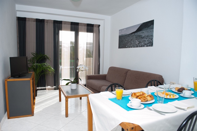 Imagen de los interiores del Apartamentos Dunas Club. Foto 6