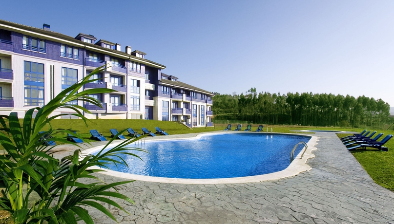 Imagen de la piscina del Apartamentos Dunas De Liencres. Foto 7