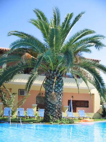 Imagen general del Apartamentos ELVES. Foto 8