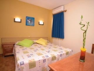 Imagen de la habitación del Apartamentos Ebusus. Foto 17