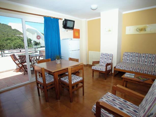 Imagen de la habitación del Apartamentos Ebusus. Foto 2