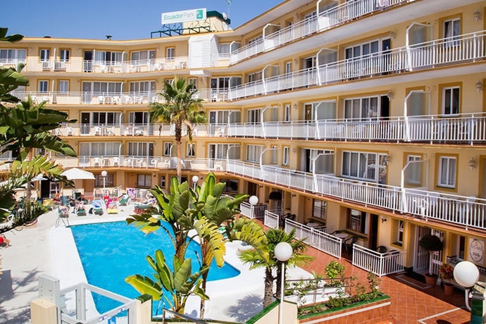 Imagen general del Apartamentos Ecuador Park. Foto 6