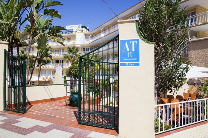 Imagen general del Apartamentos Ecuador Park. Foto 7