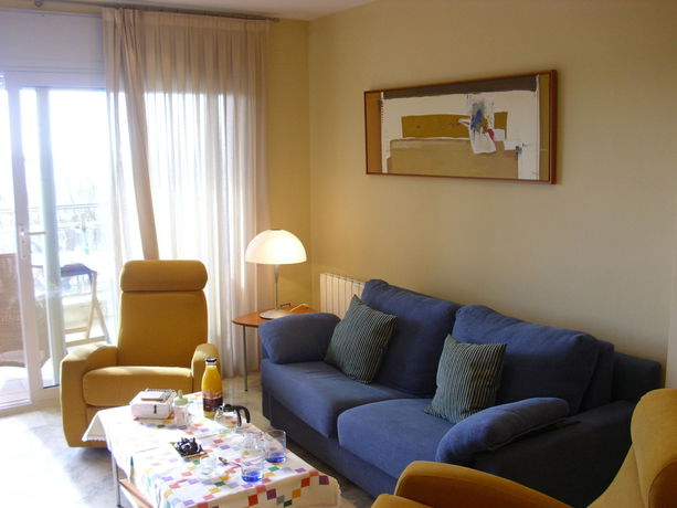 Imagen de la habitación del Apartamentos Edifici Llevant I Ponent. Foto 9