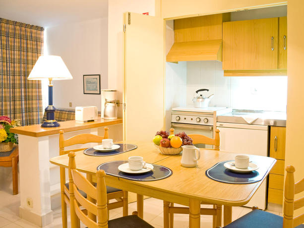 Imagen de la habitación del Apartamentos Edificio Albufeira. Foto 7