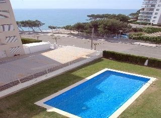 Imagen de la piscina del Apartamentos Edificio Calas Ii. Foto 7