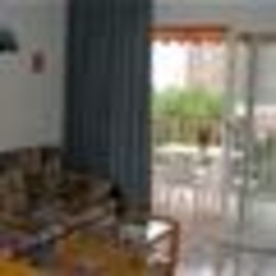 Imagen de los interiores del Apartamentos Edimar. Foto 5