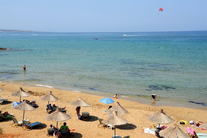 Imagen de los exteriores del Apartamentos Ekati. Foto 8