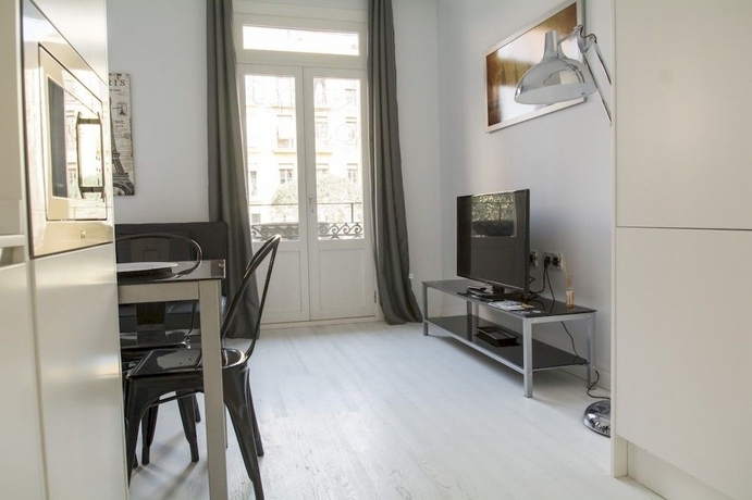 Imagen de los interiores del Apartamentos El 16 Ruzafa. Foto 10