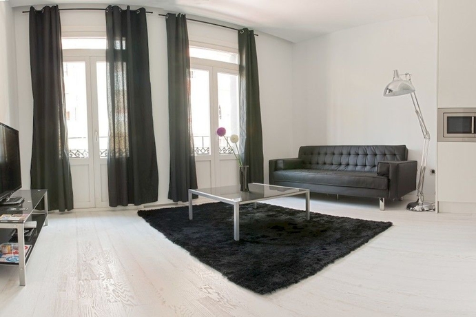 Imagen de los interiores del Apartamentos El 16 Ruzafa. Foto 12