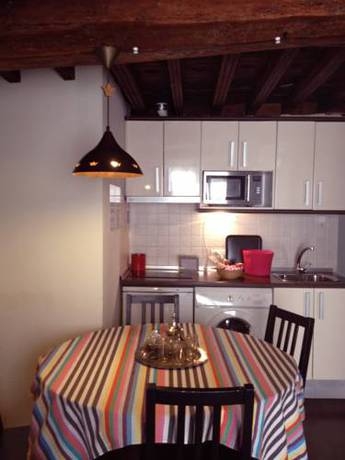 Imagen de los interiores del Apartamentos El Almez. Foto 19