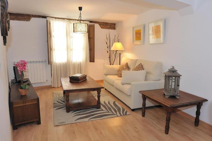 Imagen general del Apartamentos El Balcon De La Catedral. Foto 13