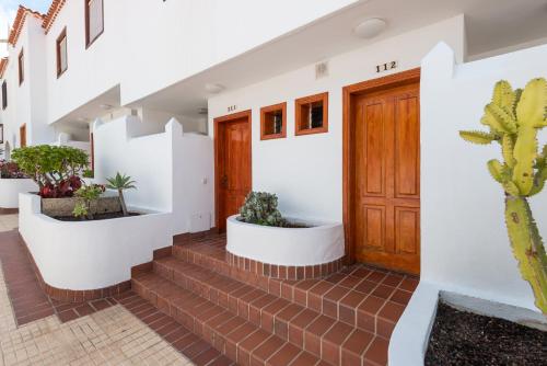 Imagen general del Apartamentos El Beril Costa Adeje. Foto 3