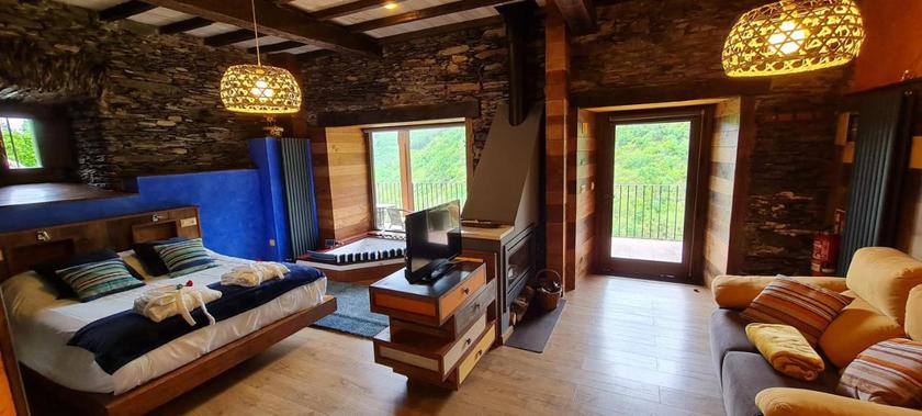 Imagen de la habitación del Apartamentos El Bosque de las Viñas. Foto 3