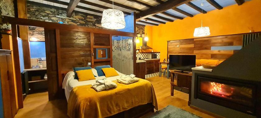 Imagen de la habitación del Apartamentos El Bosque de las Viñas. Foto 4