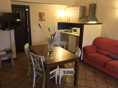 Imagen de la habitación del Apartamentos El Bulin de Robregordo. Foto 13