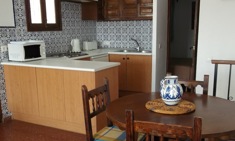 Imagen de la habitación del Apartamentos El Capistrano. Foto 3