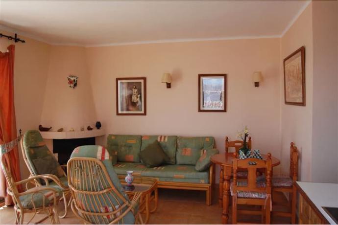 Imagen de la habitación del Apartamentos El Capistrano. Foto 11