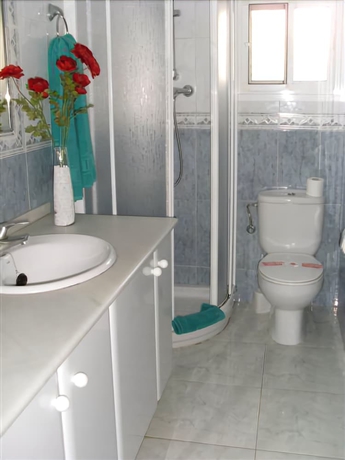 Imagen de la habitación del Apartamentos El Capistrano. Foto 15