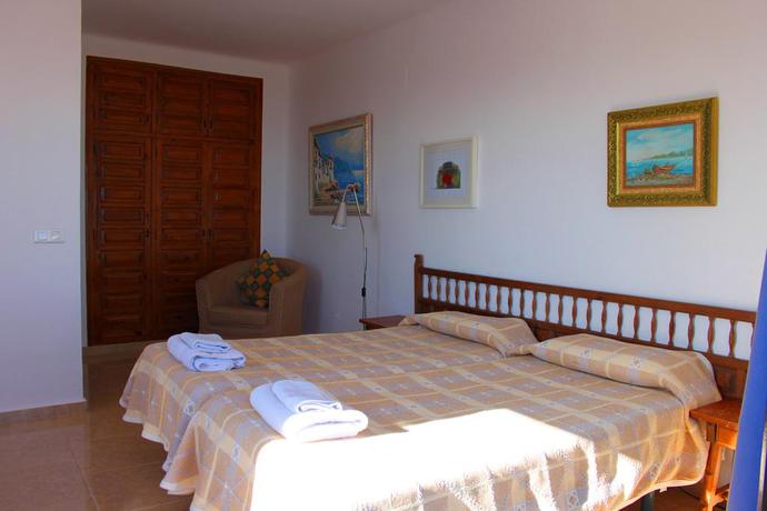 Imagen de la habitación del Apartamentos El Capistrano Nerja Guy P. Way. Foto 5
