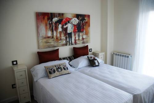 Imagen de la habitación del Apartamentos El Capricho De Madrid. Foto 10