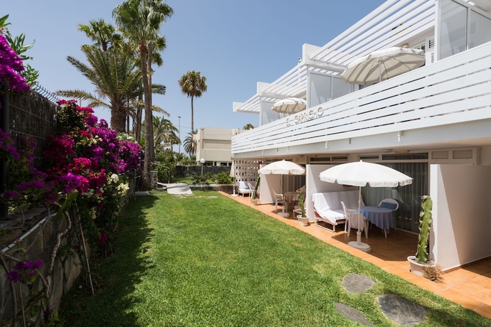 Imagen de la habitación del Apartamentos El Capricho. Foto 10