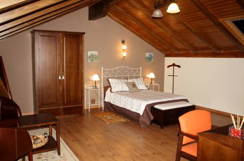 Imagen de la habitación del Apartamentos El Capricho de Gonzalo. Foto 5