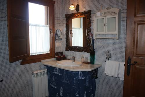 Imagen de la habitación del Apartamentos El Capricho de Gonzalo. Foto 6