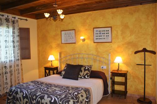 Imagen de la habitación del Apartamentos El Capricho de Gonzalo. Foto 10