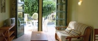 Imagen de la habitación del Apartamentos El Cardonal. Foto 3