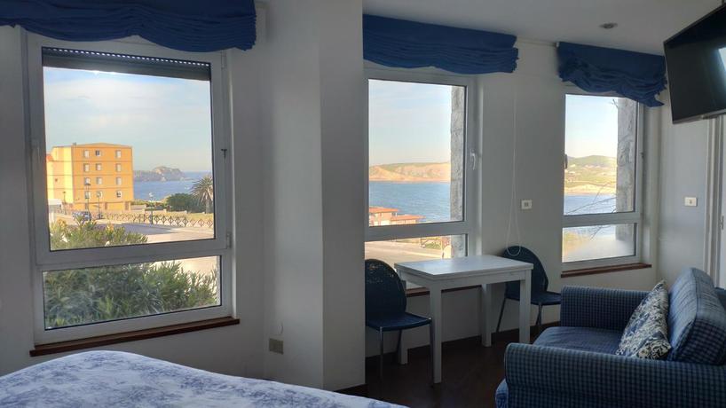 Imagen de los interiores del Apartamentos El Caserio, Suances. Foto 9