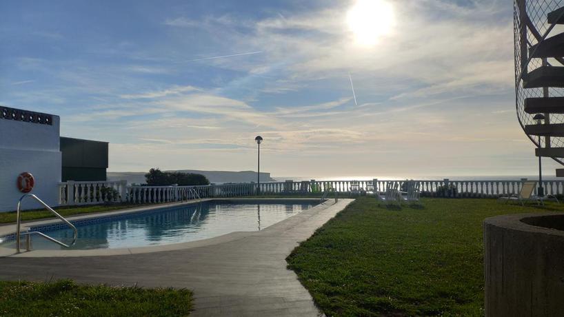 Imagen de la piscina del Apartamentos El Caserio, Suances. Foto 11