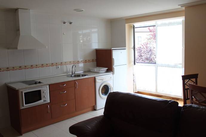 Imagen de la habitación del Apartamentos El Cid, Burgos. Foto 12