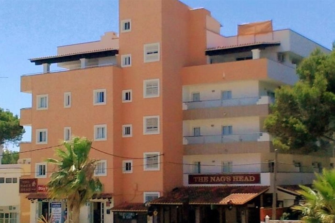 Imagen general del Apartamentos El Cortijo, Playa es Cana. Foto 1