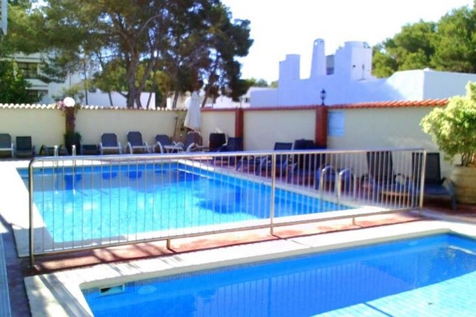 Imagen general del Apartamentos El Cortijo, Playa es Caná. Foto 11