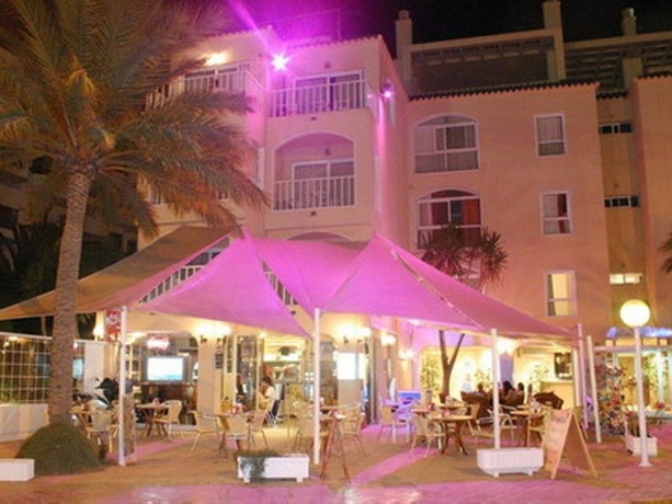 Imagen general del Apartamentos El Divino. Foto 4